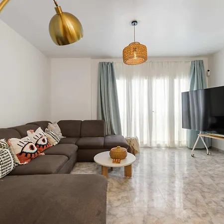 Hideaway L'essence Goco By Bayside شقة